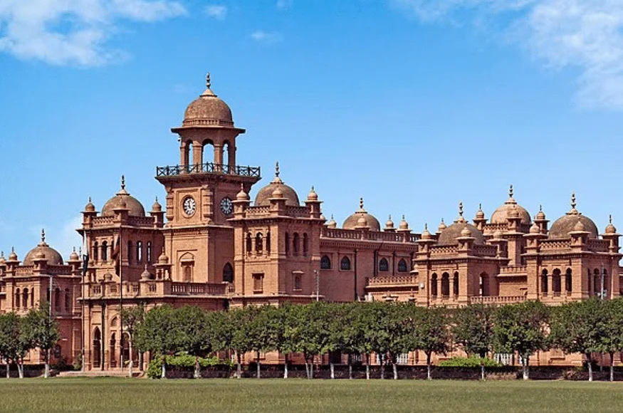 Islamia College female lecturer’s complaint; Institute takes disciplinary action