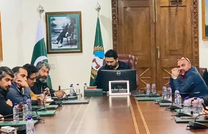 KP CM