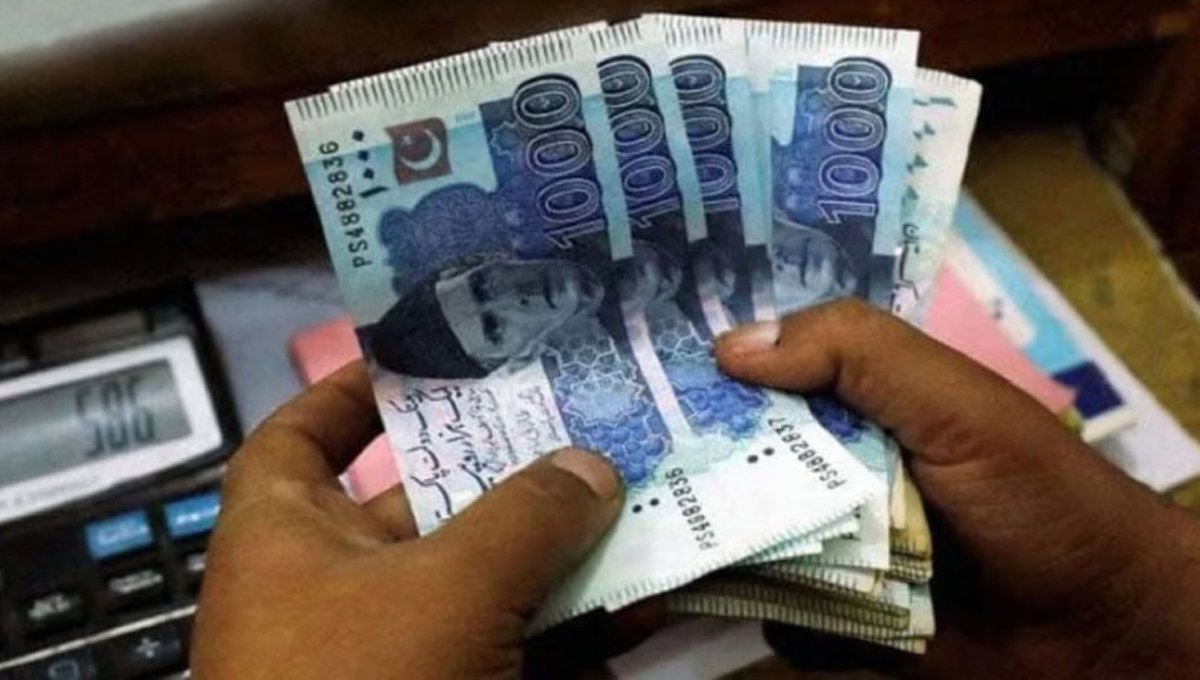 APCA Demand 200% Salary Hike for Govt Employees Ahead of Budget