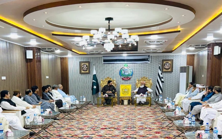 The Chief Minister of Khyber Pakhtunkhwa, Muhammad Sohail Afridi, met with the Jamiat Ulema-e-Islam-Fazl (JUI-F) chief Mualana Fazlur Rehman at the Mufti Mehmood Centre in Islamabad, where the two leaders discussed the upcoming federal budget and matters related to provincial rights.