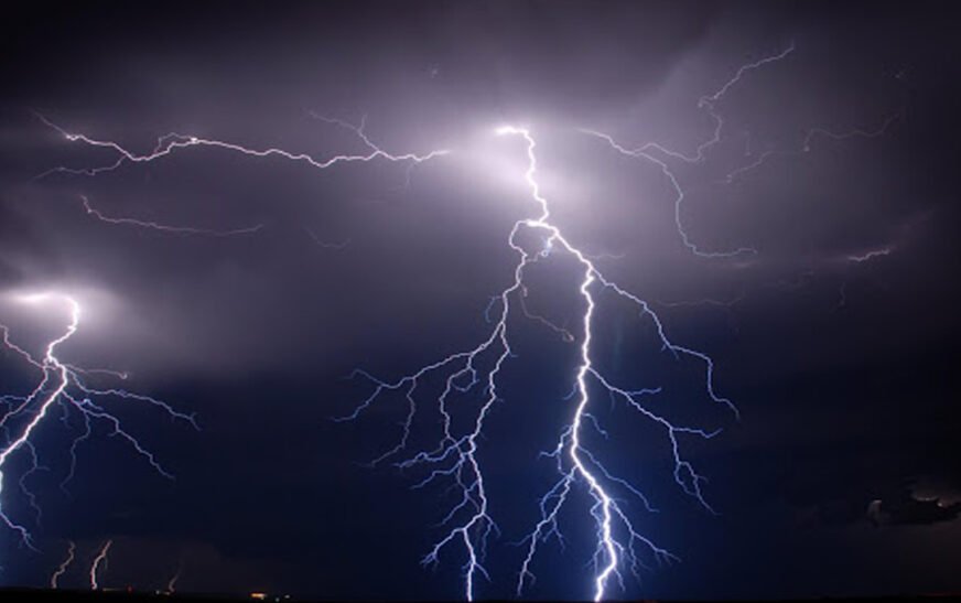 As many as three people were killed and four others injured after lightning struck in the Mir Obak area of Kalaya tehsil in Orakzai, local police said.