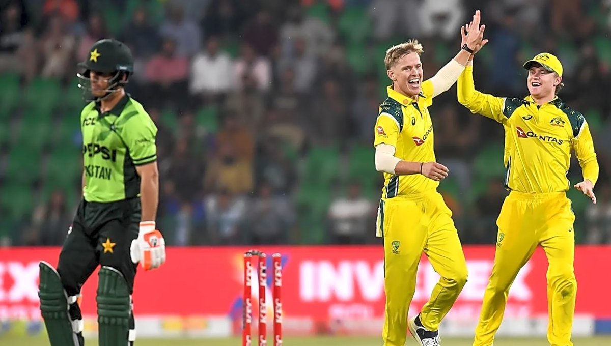 Ellis Stars as Australia Beat Pakistan by 41 Runs