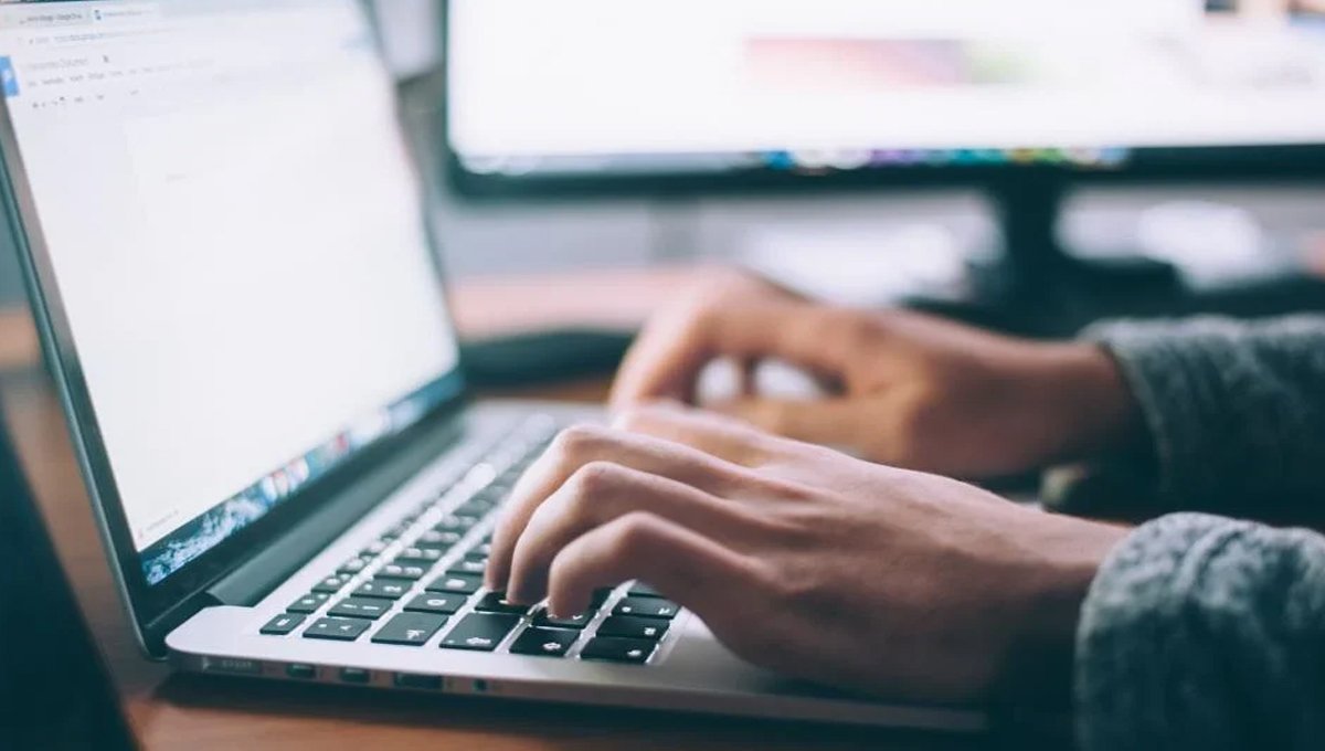Earn Dollars from Home: Govt Extends Deadline for Free Training to Start Online Income