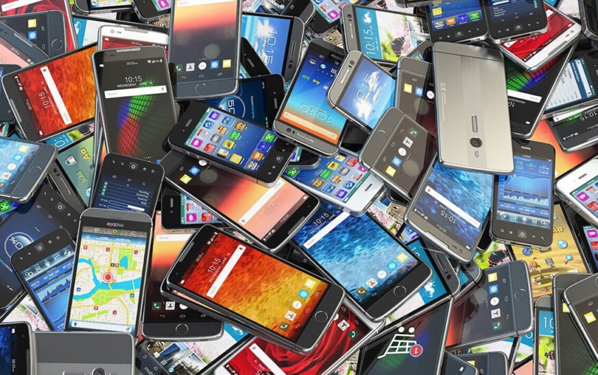 Mobile phone prices in Pakistan could see a reduction in the upcoming federal budget if proposed changes to import taxes are approved, according to reports ahead of the fiscal plan for 2026–27.