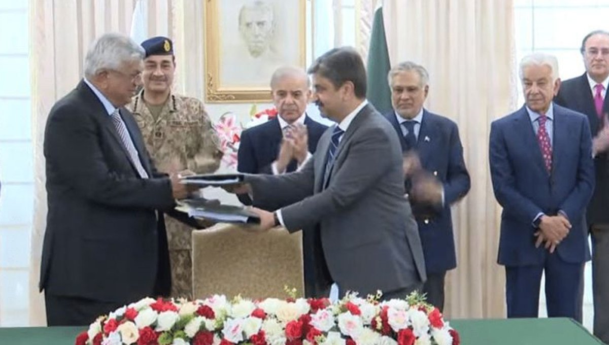 PM Shehbaz Welcomes Successful Transfer of PIACL Management Control