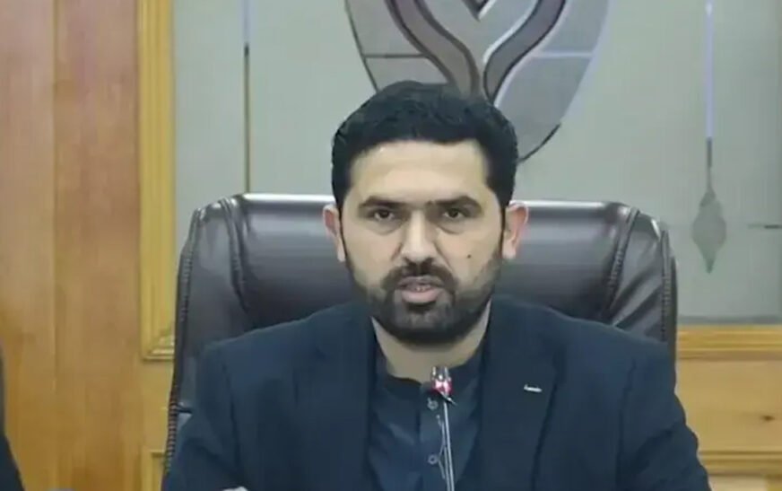 PTI rift deepens, CM Afridi faces mounting pressure in KP