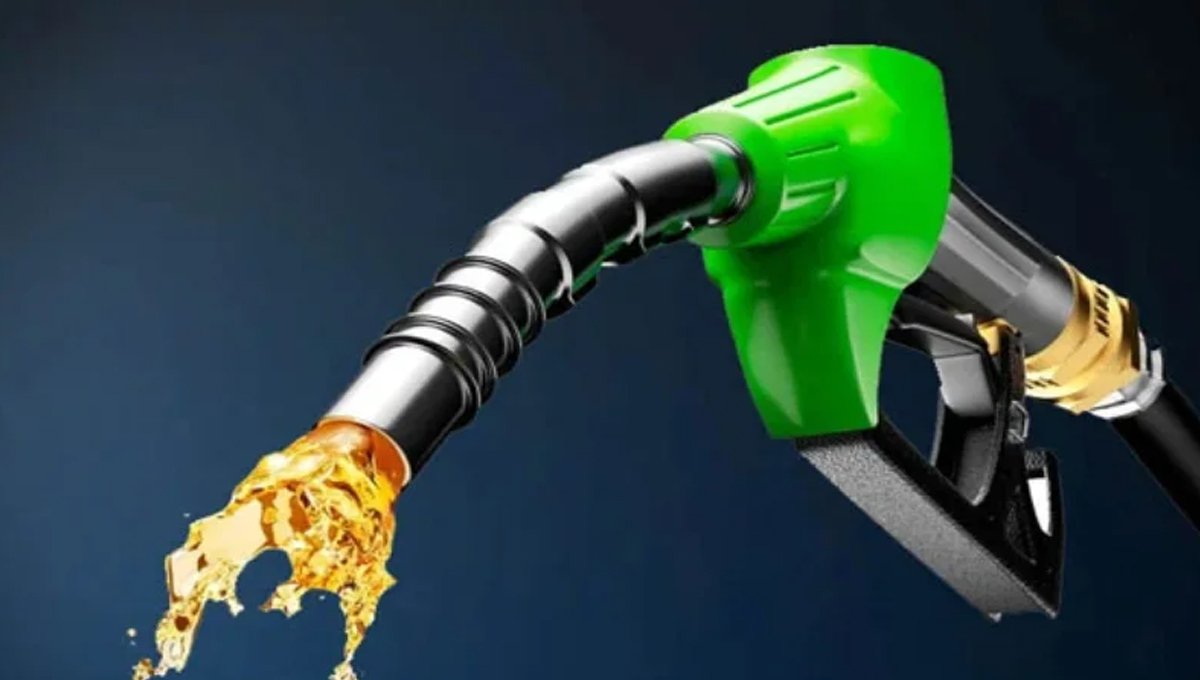 Petrol Prices Set to Fall as Govt Likely to Announce Price Cut Today