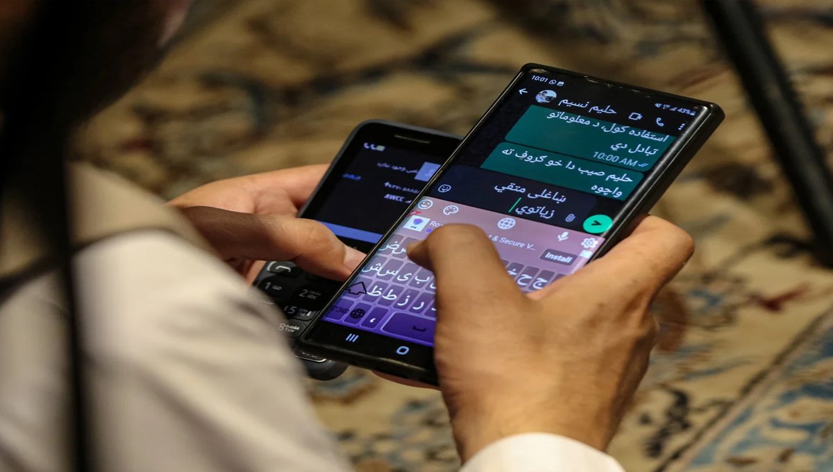 Taliban Bans Smartphone Use for Government Employees Nationwide