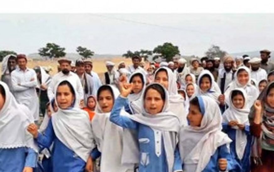 Community girls school in Waziristan faces shutdown over teacher absenteeism