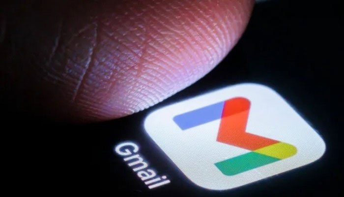 You can now search Emails with voice commands