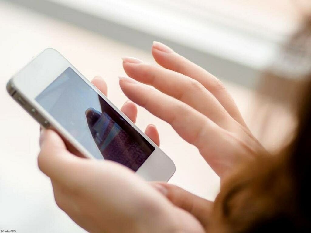 Women’s Mobile Internet Usage Reaches 53pc