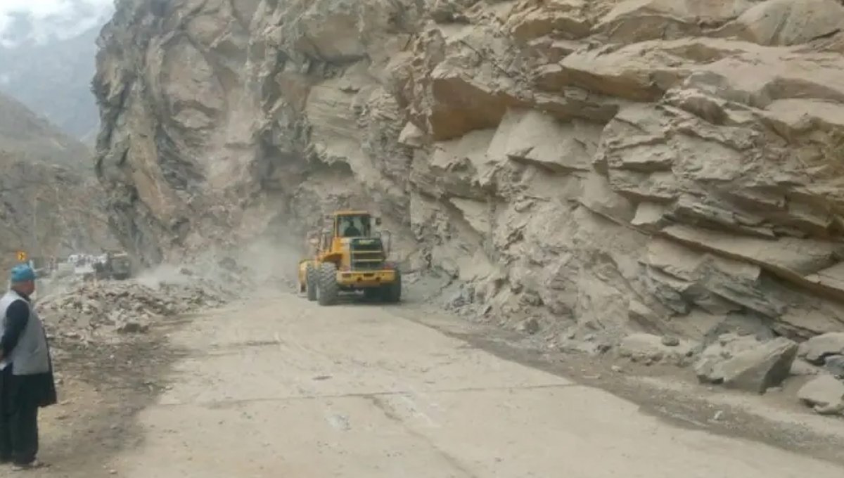 Gilgit-Baltistan Weather Alert: More Rain Expected as Roads Face Disruptions