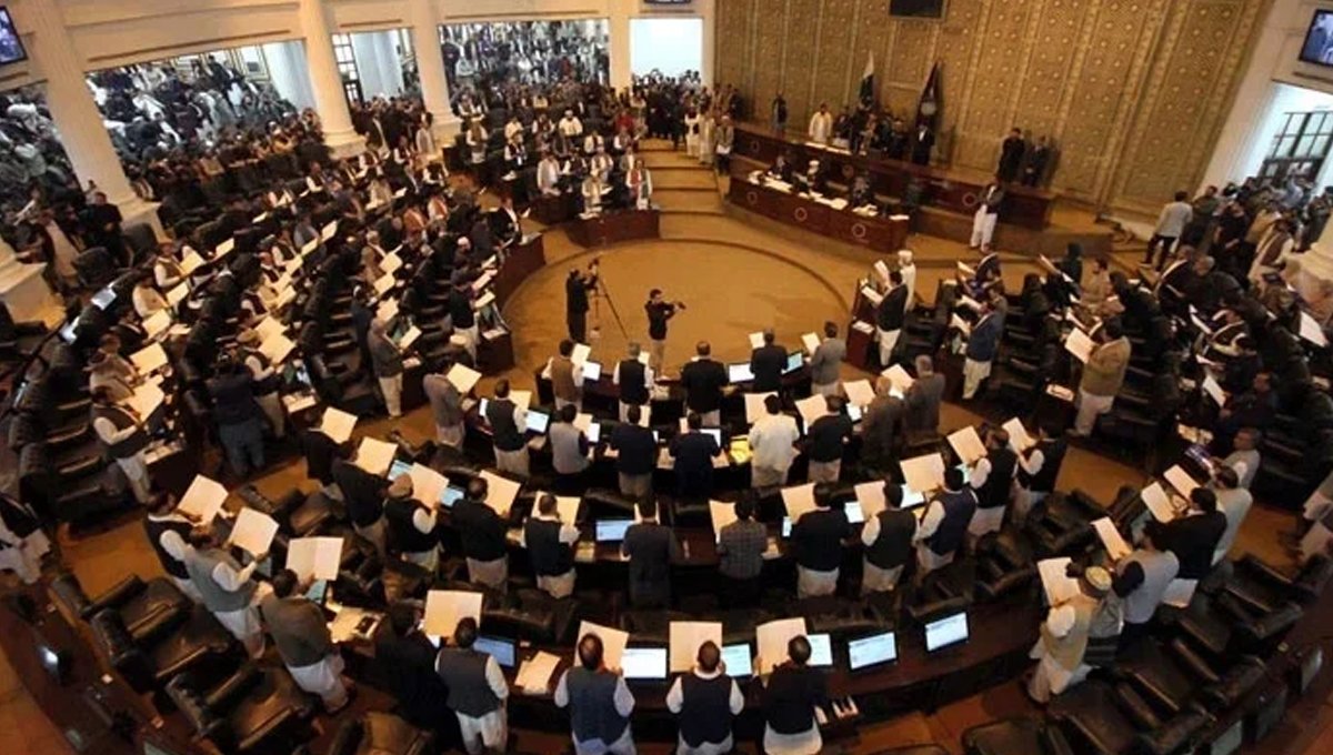 Proposed KP Assembly Bill Sparks Debate Over Media Freedom and Journalist Rights