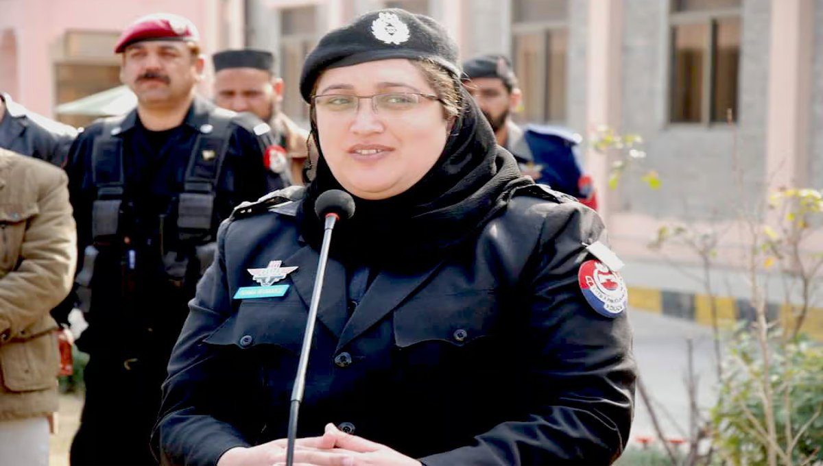 Sonia Shamroz Makes History as Nowshera’s First Female DPO