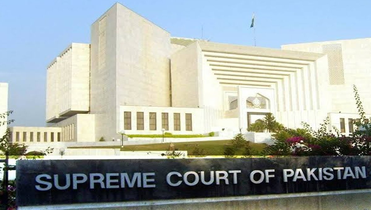 Supreme Court Opens 18 Law Clerk Positions, Applications Invited
