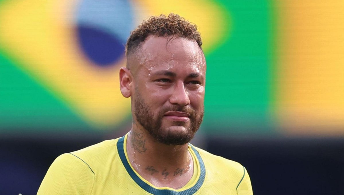 Tearful Neymar Ends International Career After Brazil’s World Cup Defeat
