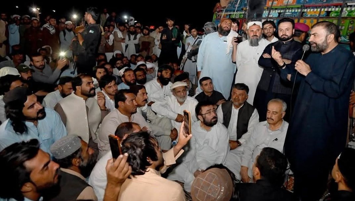 Ziarat Cross Protest Ends After CM Bugti’s Talks, Highway Reopened