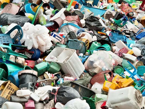 Scientists develop innovative technique to generate clean hydrogen from plastic waste