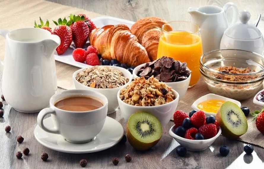 Breakfast plays key role in healthy diet, study finds