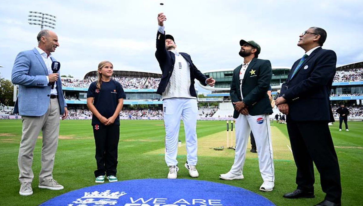 Pakistan Opt to Bowl at Lord’s as Babar Azam Makes Much-Awaited Return