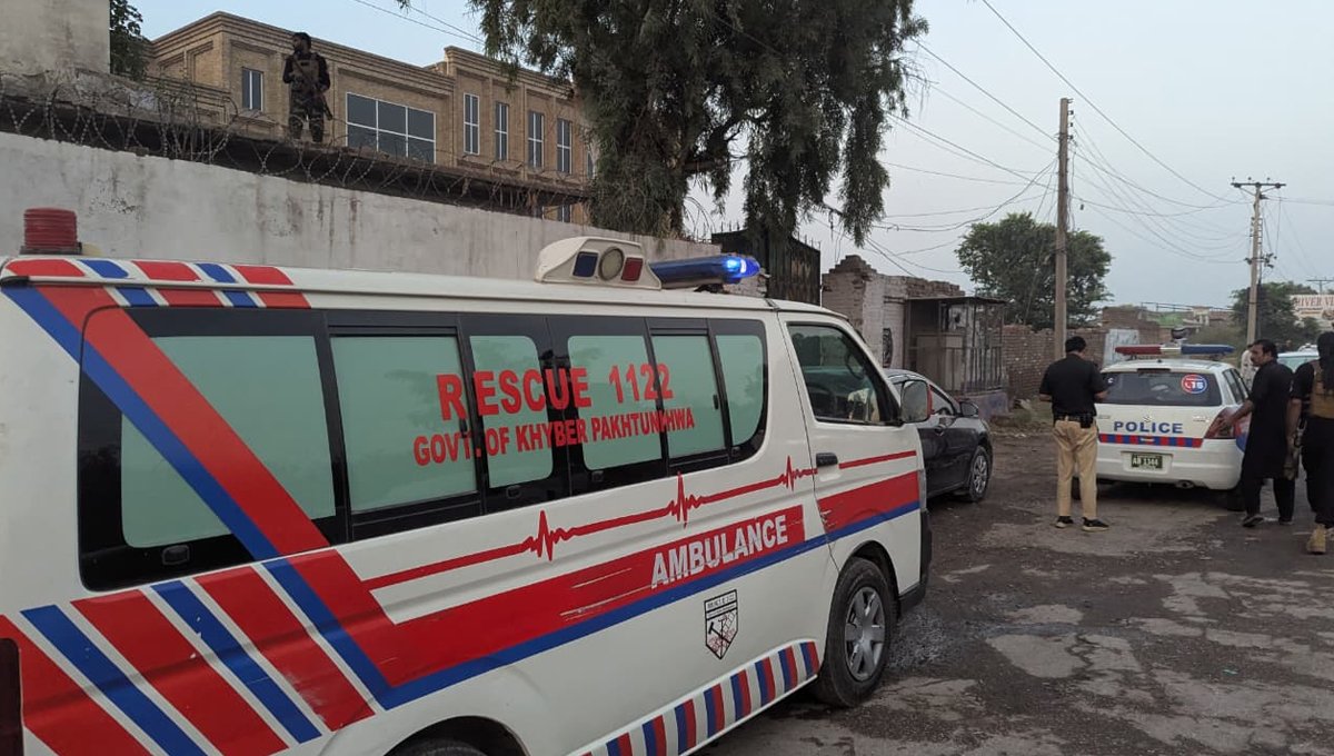 Peshawar Blast: Two Police Officers Among Seven Injured