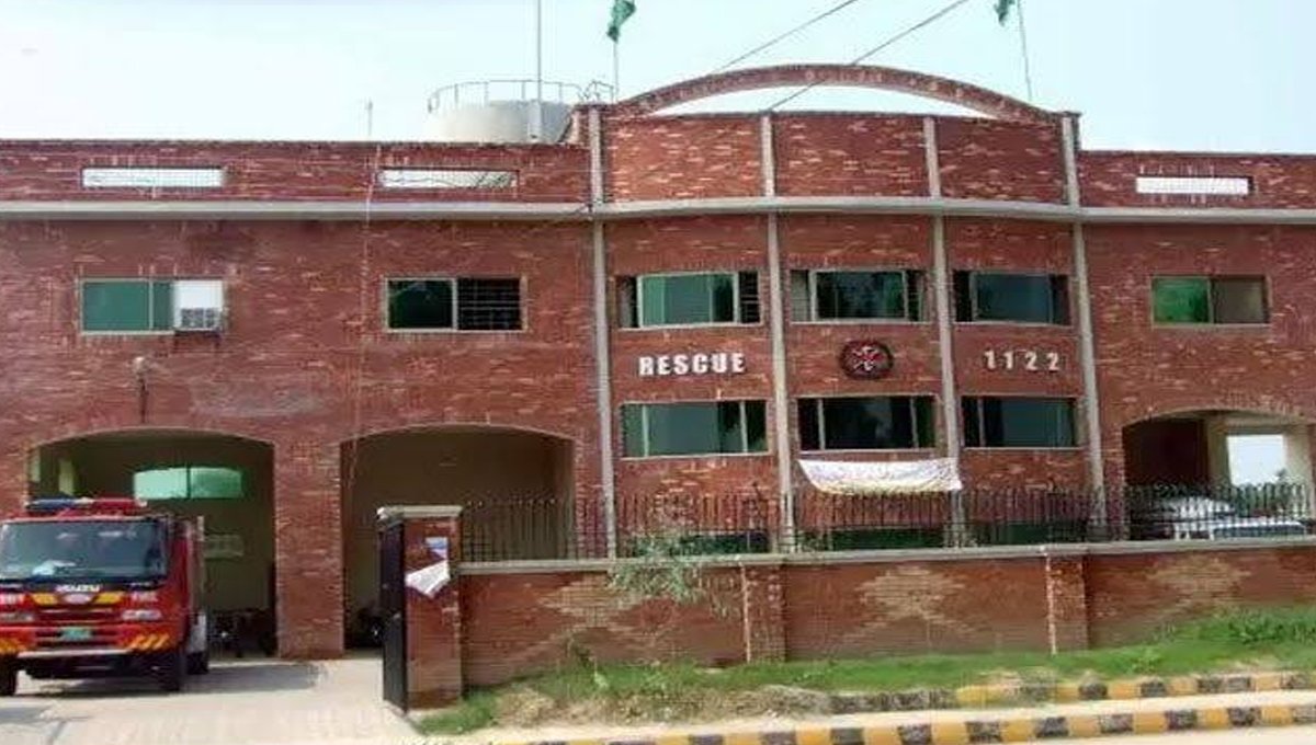 Rescue 1122 KP Promotes 27 Officers and Officials in Special Ceremony