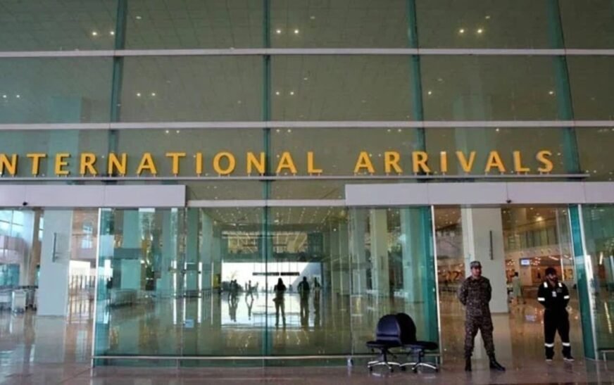 Want to Work Abroad? Here’s How Pakistanis Can Find Verified Jobs