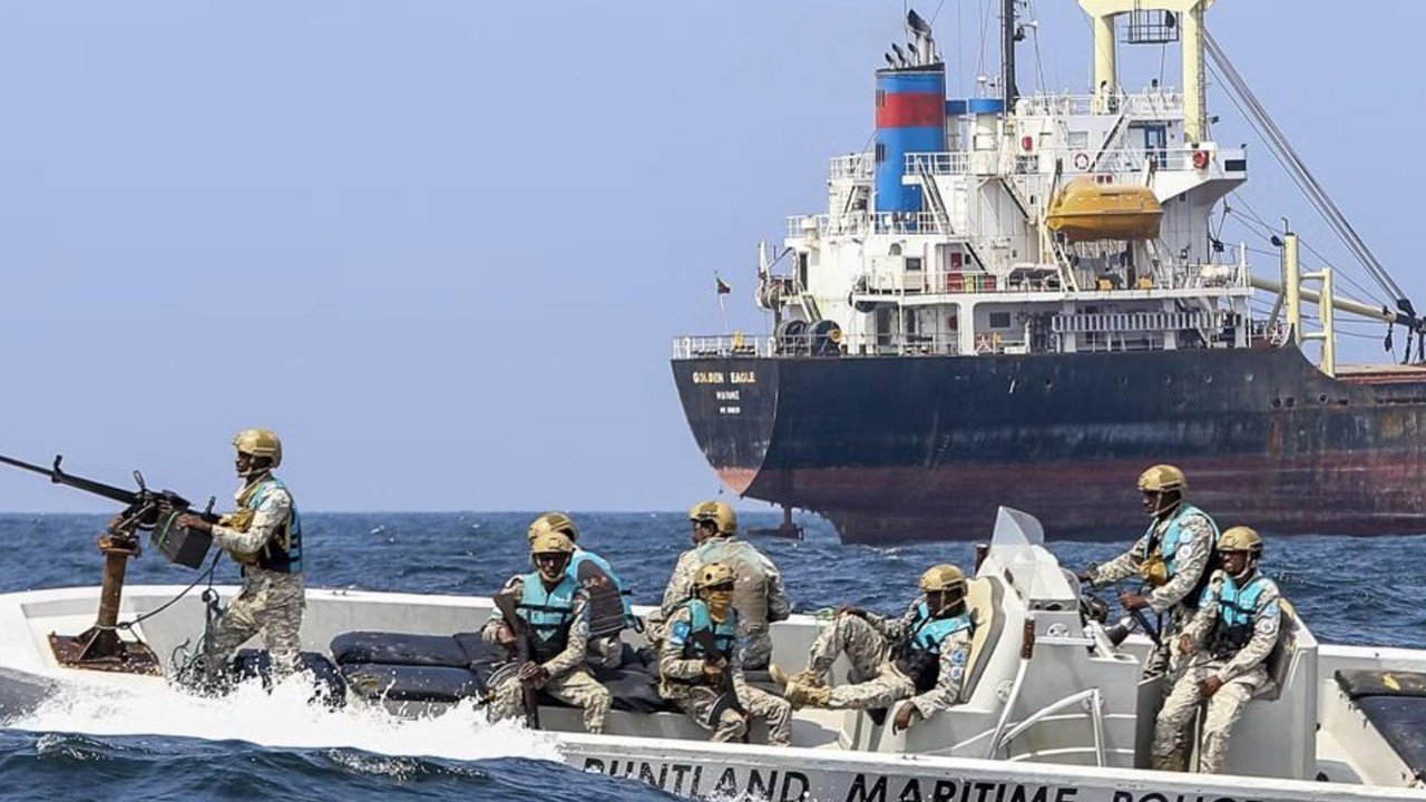 FO Says Efforts Underway to Free Pakistani Hostages From Somali Pirates