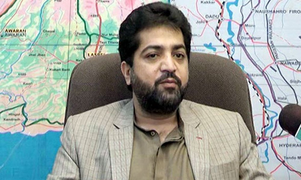 Six police personnel injured as Balochistan Home Minister convoy attacked