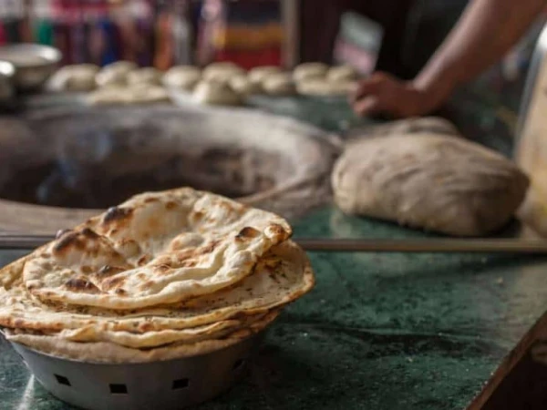 Naanbais threaten strike if flour supplies remain suspended