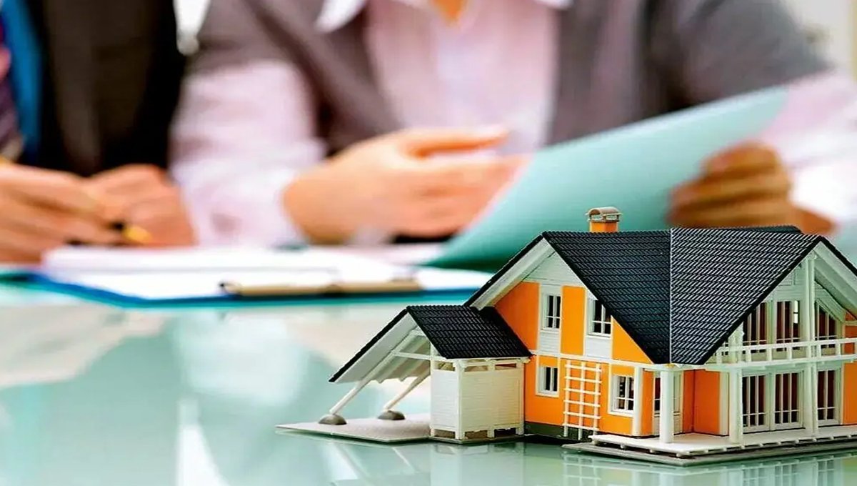 Bank Employees Declared Ineligible for PM’s Apna Ghar Housing Scheme