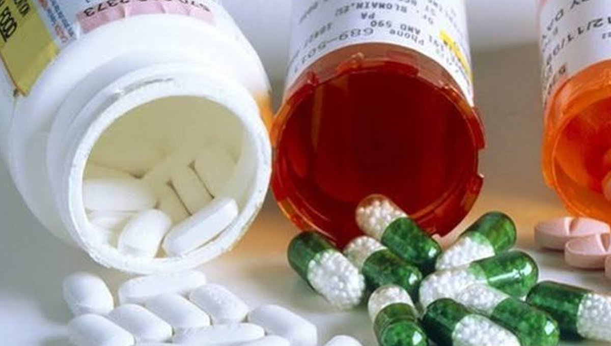 Doctors Prescribing Too Many Medicines in Pakistan, Study Reveals