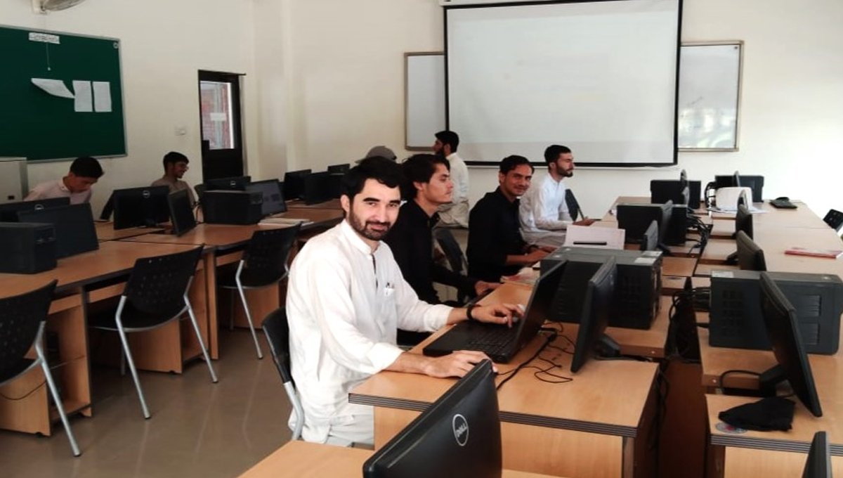 KP Govt Signs MoU to Create Employment Opportunities for Students