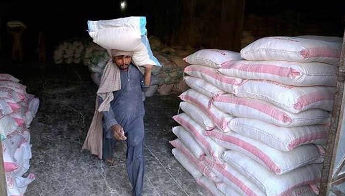 Peshawar Faces Fresh Flour Crisis as Government Supply Runs Short