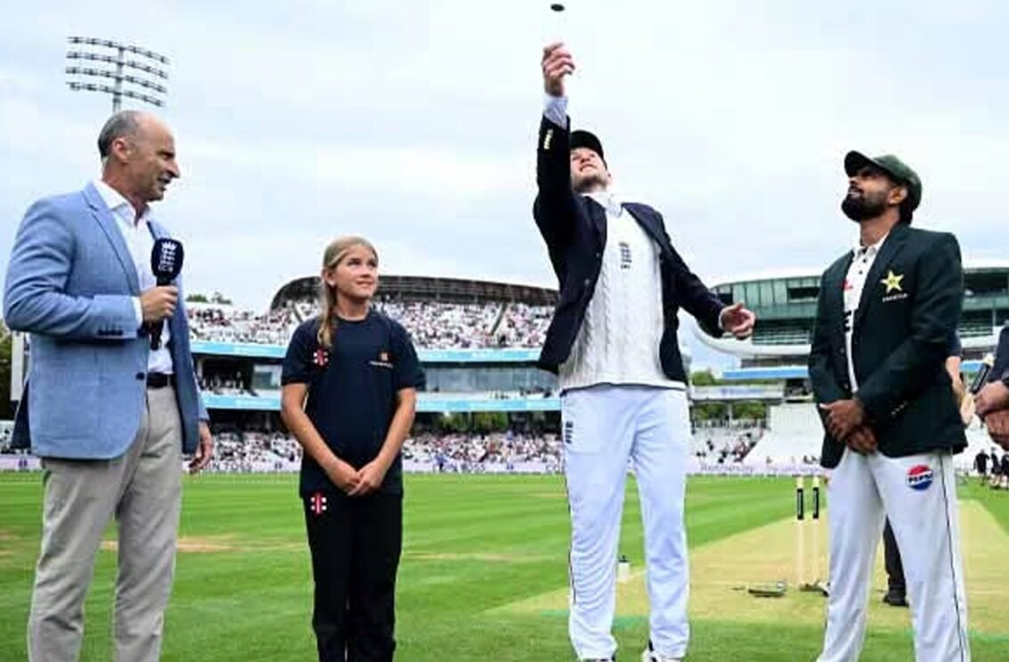 Pakistan vs England: England wins toss, decides to field