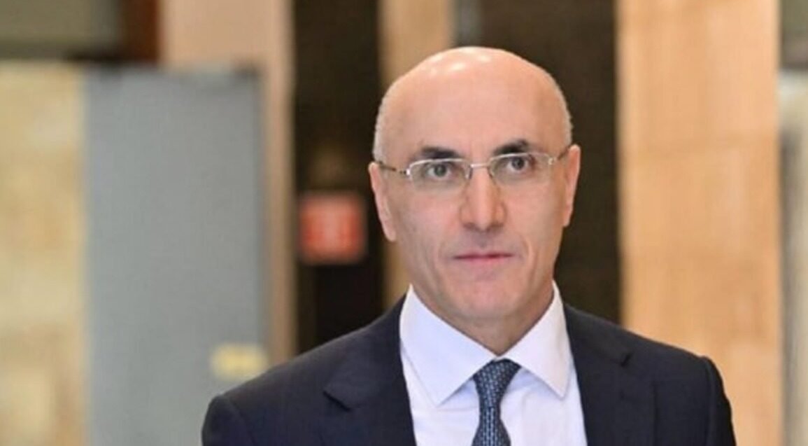 Lebanese Interior Minister Ahmed Al-Hajjar arrives in Pakistan on 2-days official visit