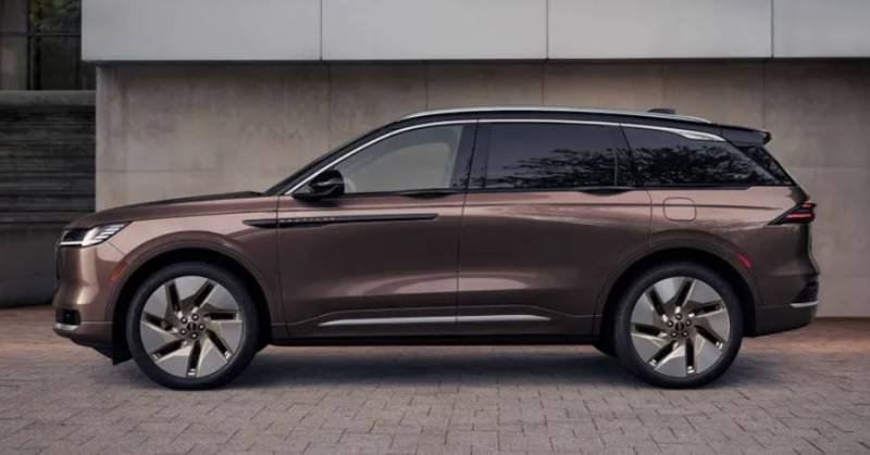2027 lincoln nautilus unveiled with updated design, luxury interior