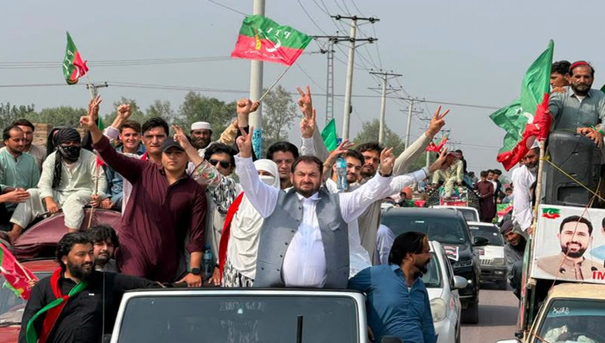 Big Claims, Smaller Crowd: What’s Happening with PTI’s Long March?