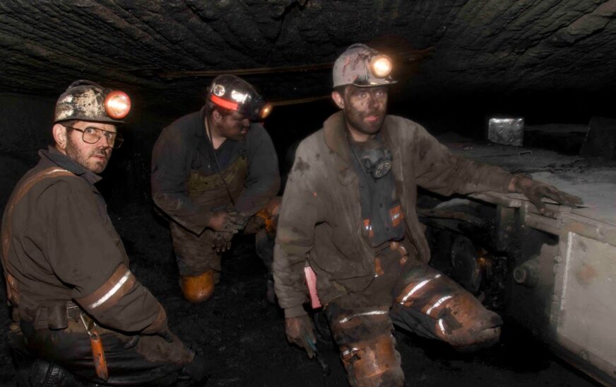 How many people from Shangla have lost their lives in coal mine incidents?