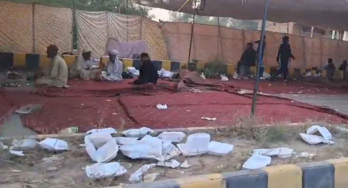Pollution in Long March venue: PTI workers lack discipline to trash their disposables