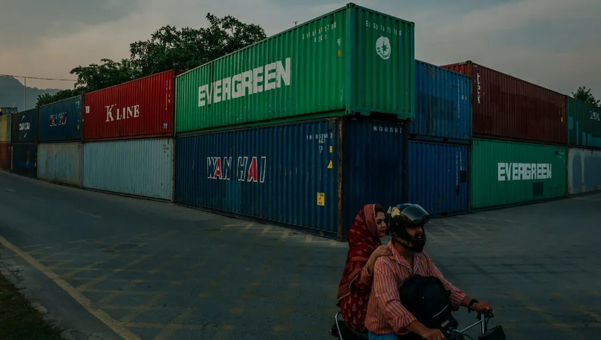 Islamabad Sees Relief as Containers Come Off Major Roads